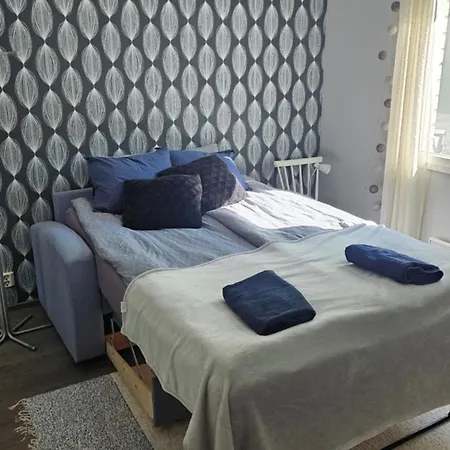 Spacious 4-bedroom House In アパート ポリ